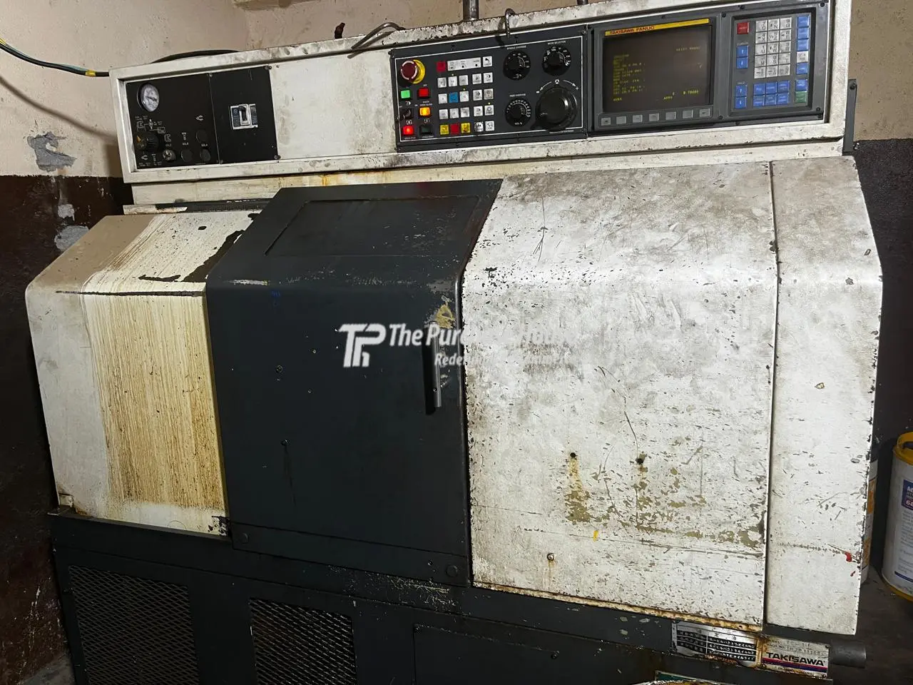 CNC TURNING MACHINE