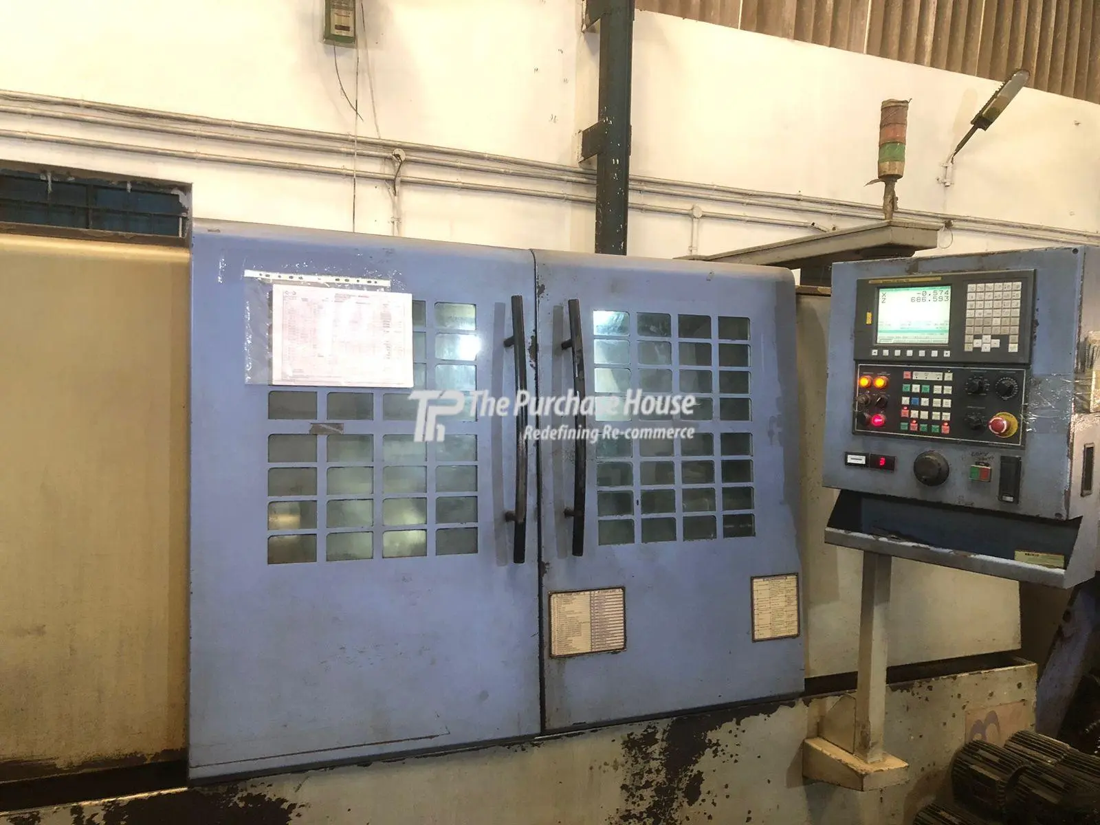CNC TURNING MACHINE