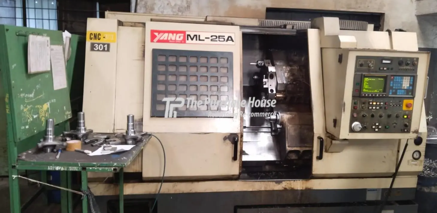 CNC TURNING MACHINE