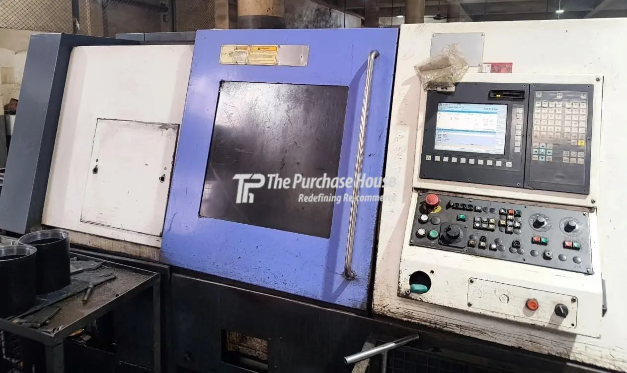 CNC TURNING MACHINE