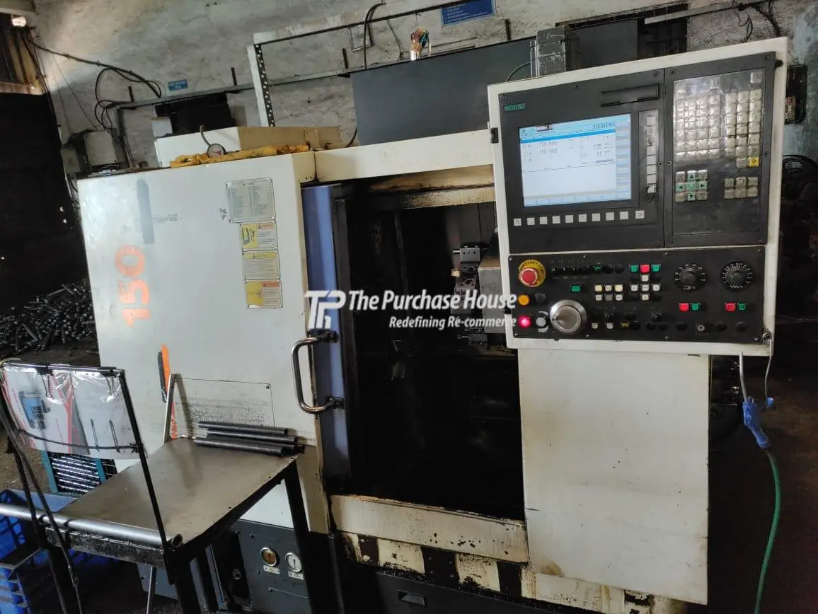 CNC TURNING MACHINE