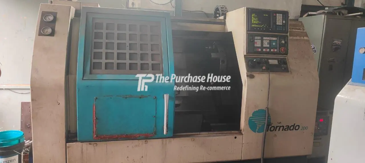 CNC TURNING MACHINE