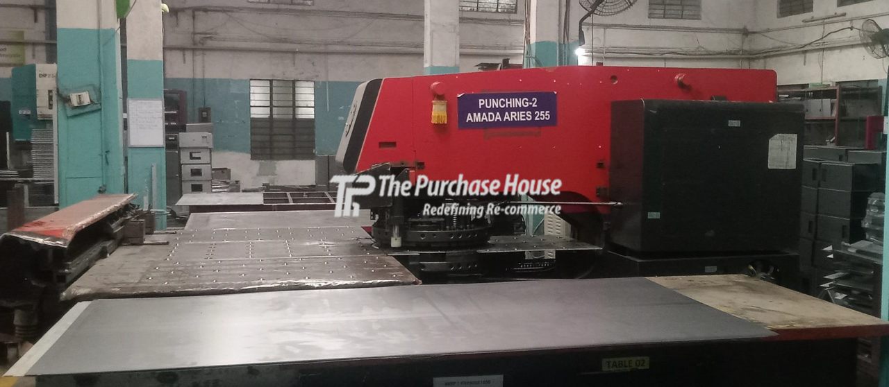 CNC TURRET PUNCH MACHINE