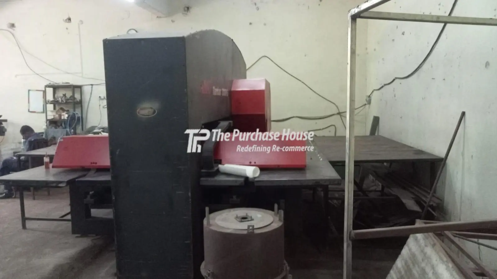 CNC TURRET PUNCH MACHINE