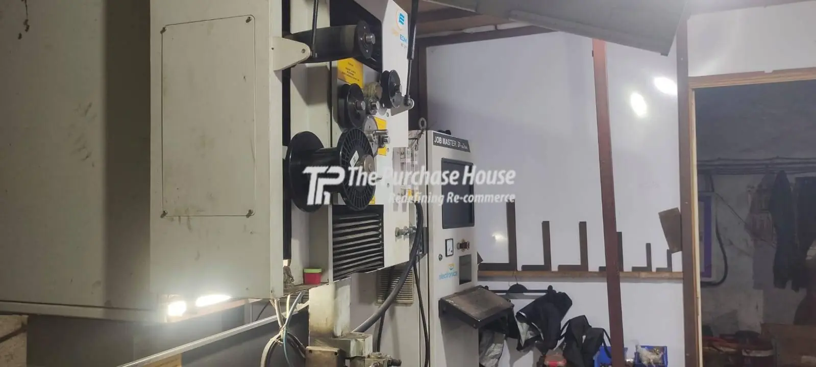 CNC WIRECUT ELECTRICAL DISCHARGE MACHINE (CNC WIRECUT EDM MACHINE)