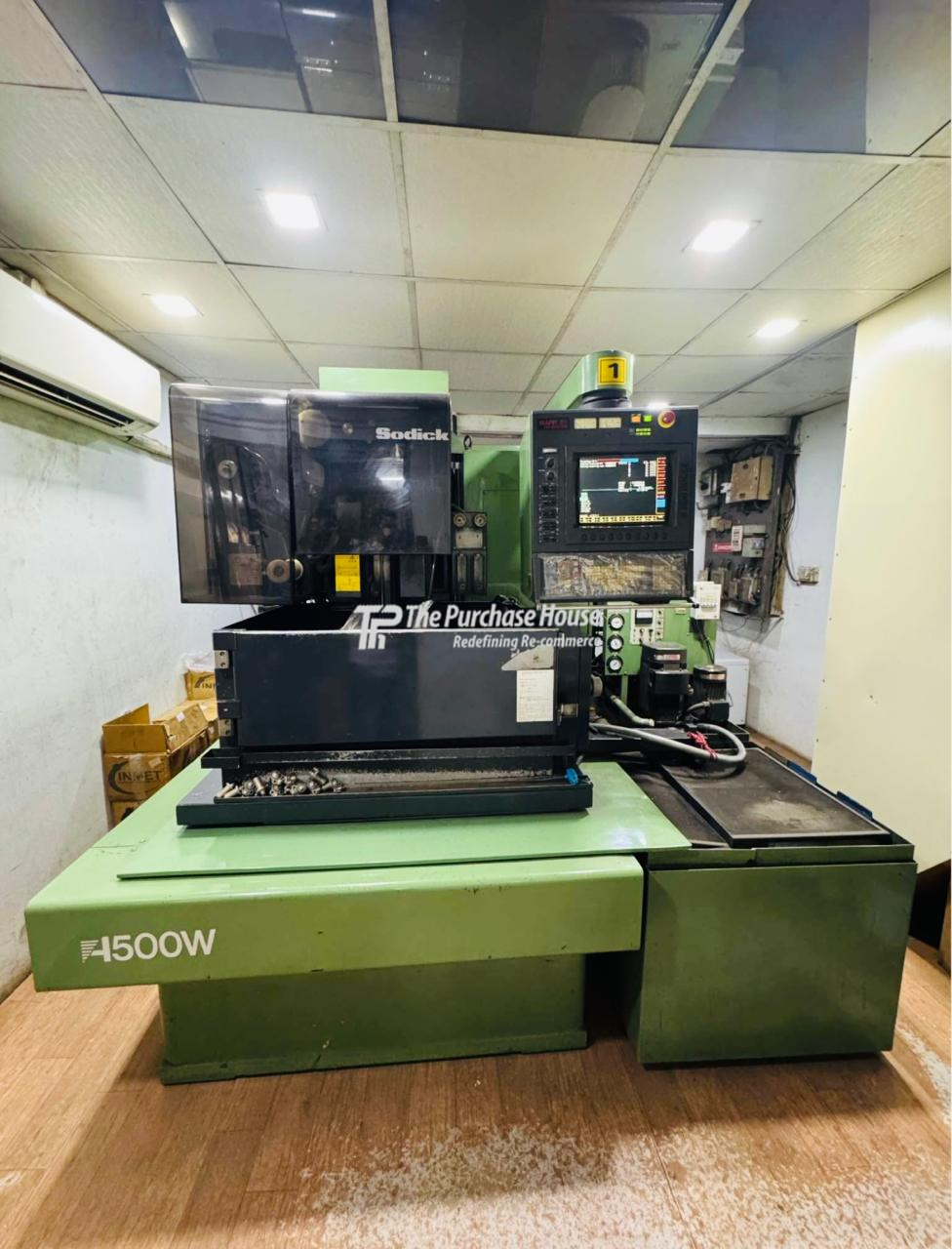 CNC WIRECUT ELECTRICAL DISCHARGE MACHINE (CNC WIRECUT EDM MACHINE)