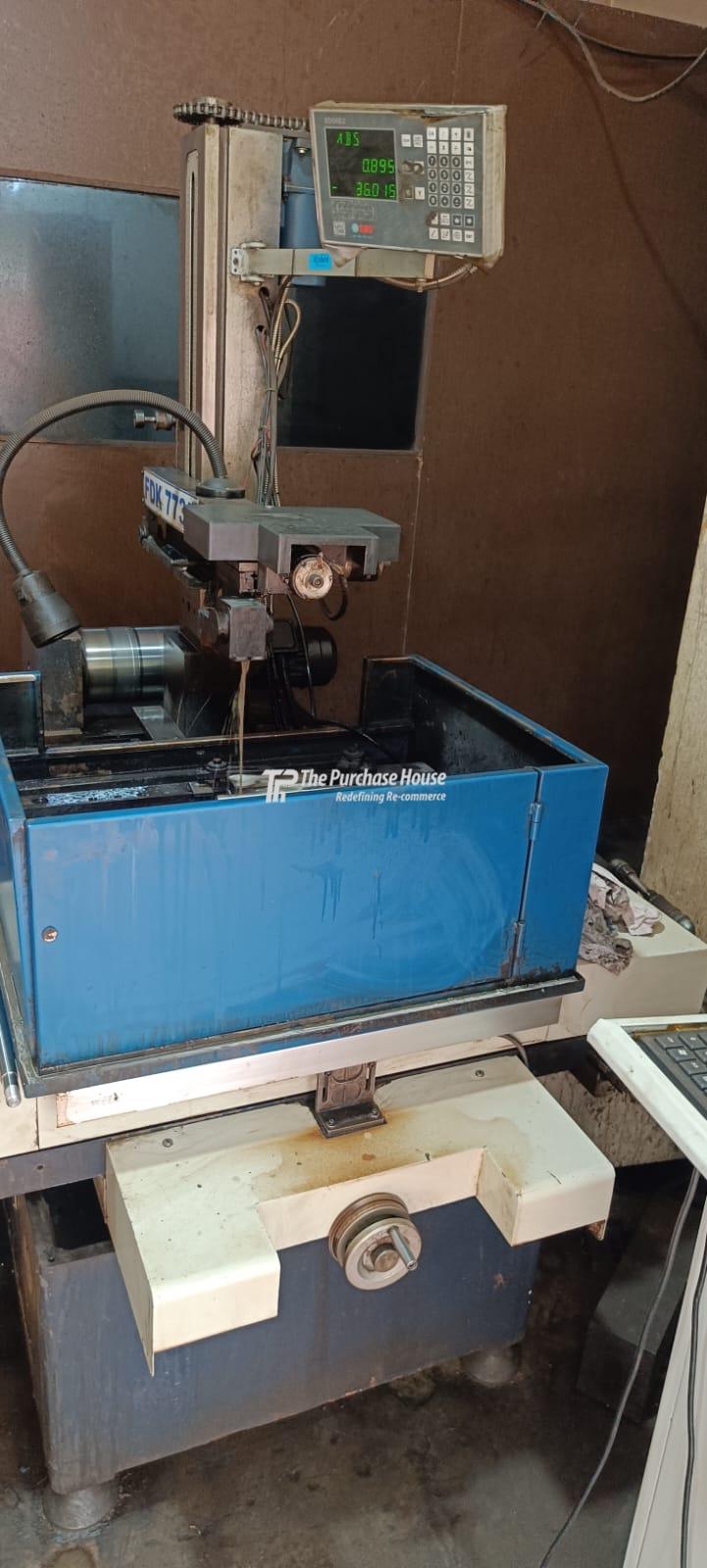 CNC WIRECUT MACHINE