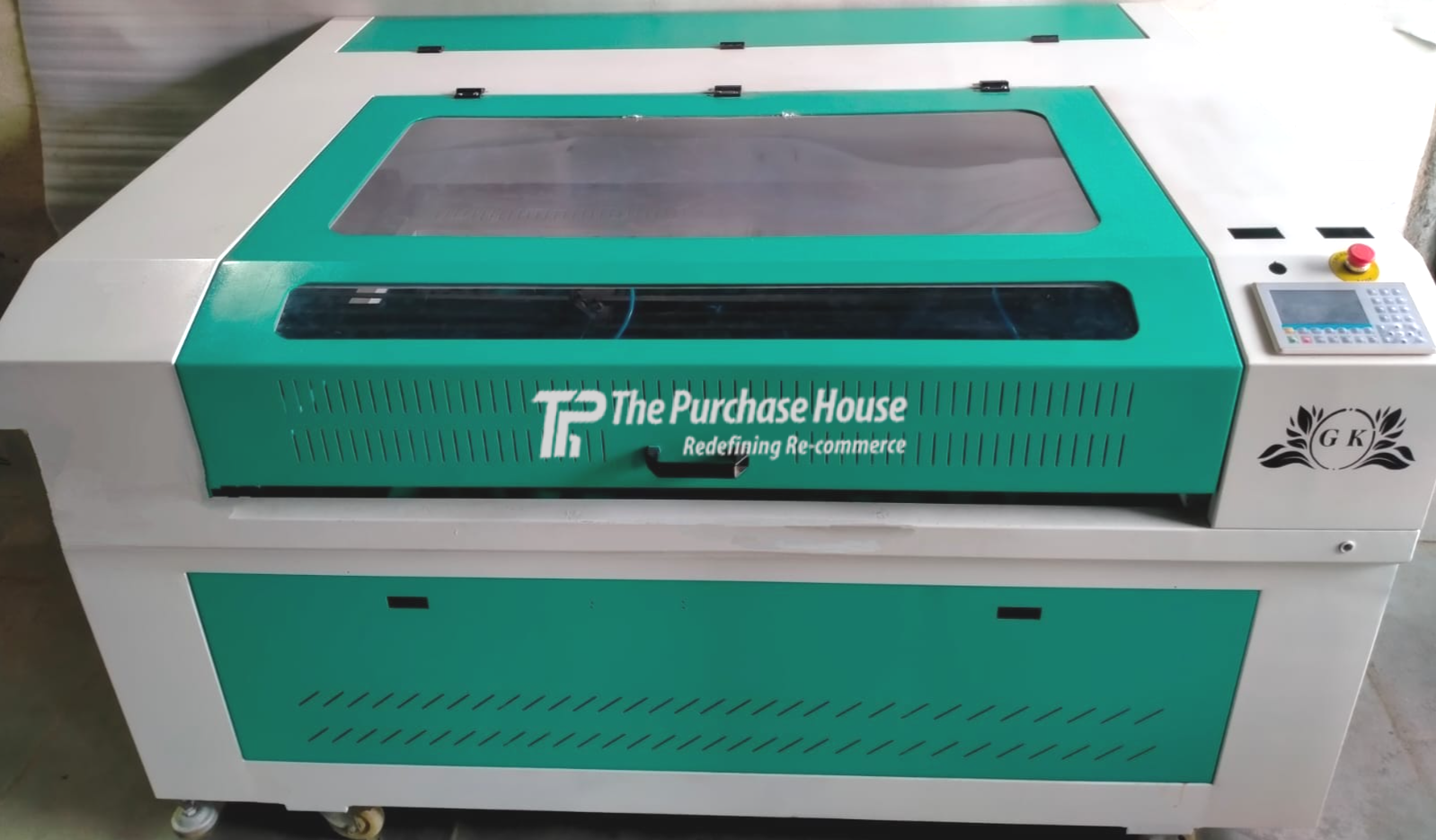 CO2 LASER CUTTING ENGRAVING MACHINE