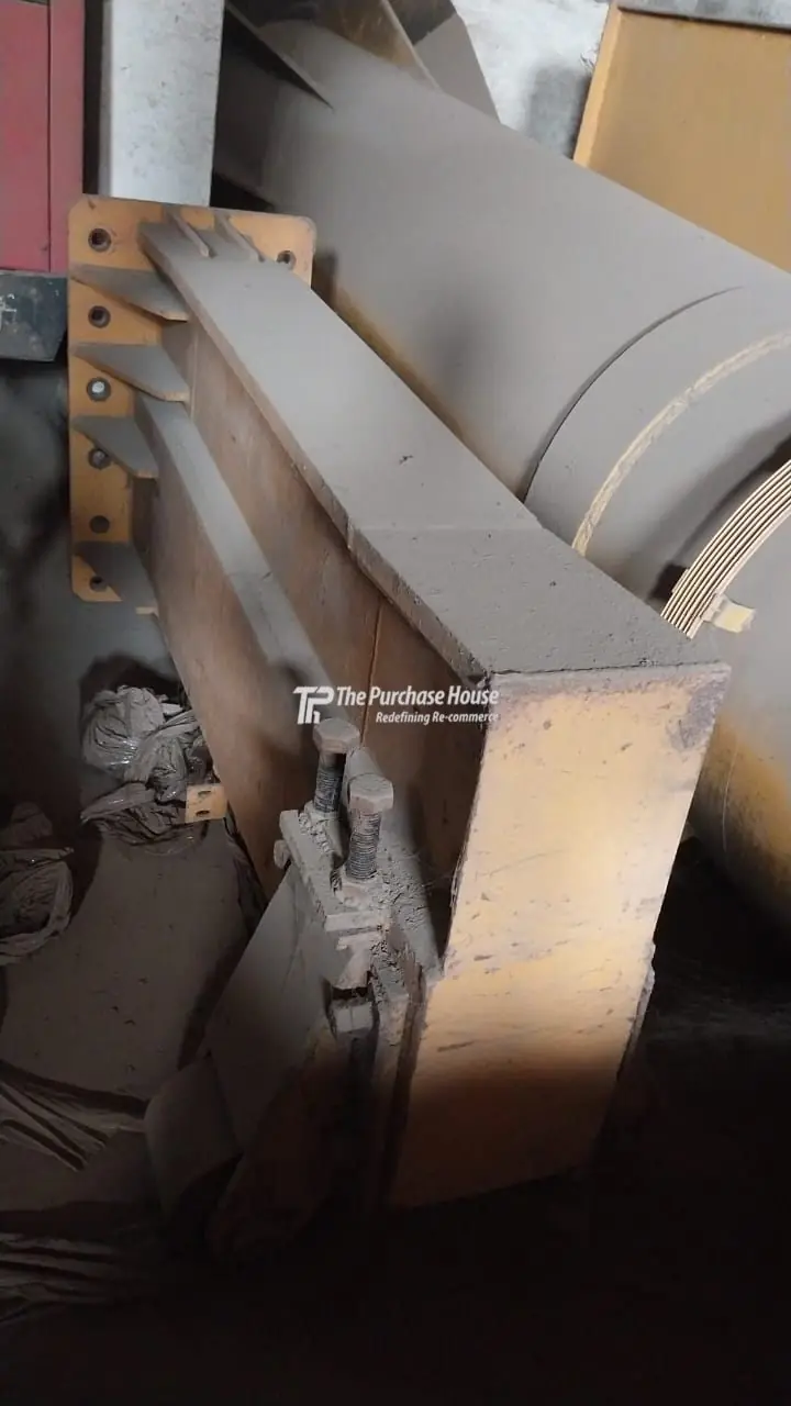 Industrial Crane | Heavy Material Lifting Equipment