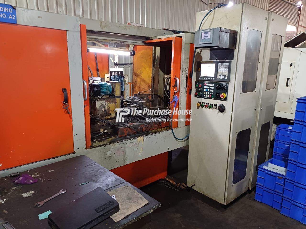 OD CYLINDRICAL GRINDER MACHINE