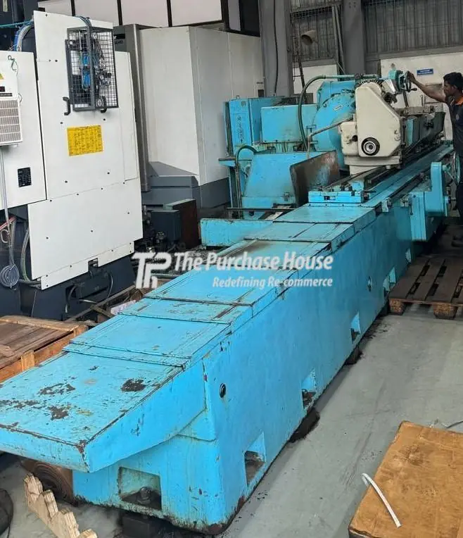 CYLINDRICAL GRINDER MACHINE