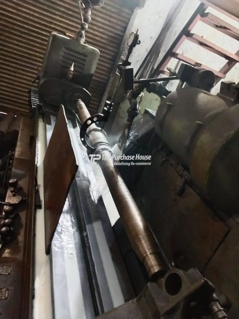 UNIVERSAL CYLINDRICAL GRINDER MACHINE