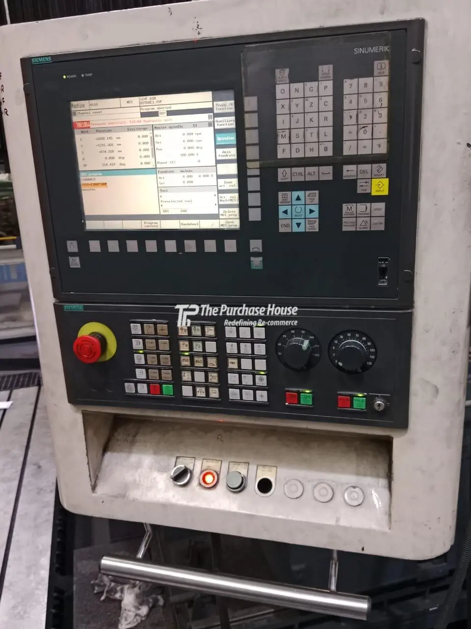 DOUBLE COLUMN VERTICAL MACHINING CENTER (VMC)