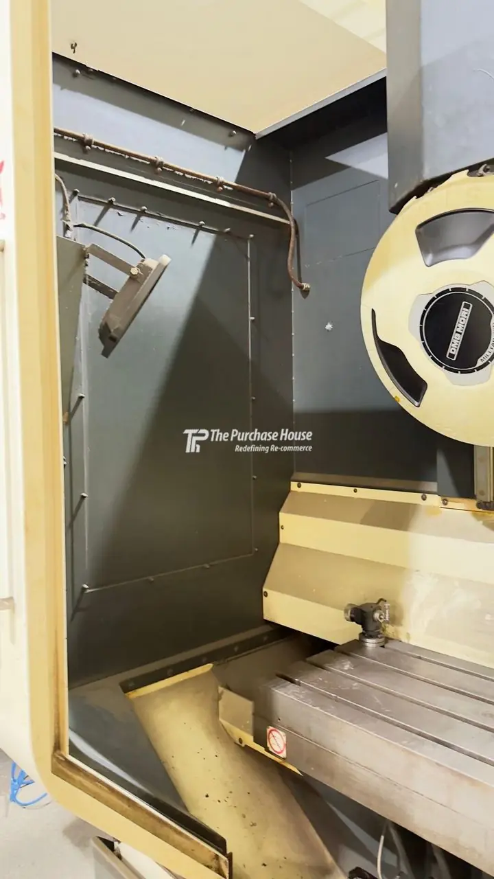 VERTICAL MACHINING CENTER (VMC)