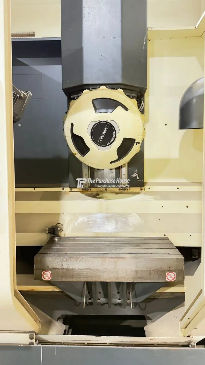 VERTICAL MACHINING CENTER (VMC)