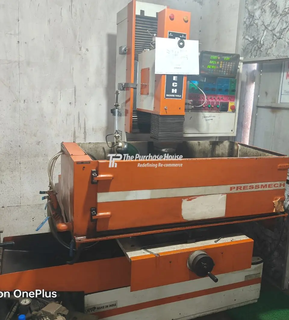 ELECTRICAL DISCHARGE MACHINE (EDM MACHINE)