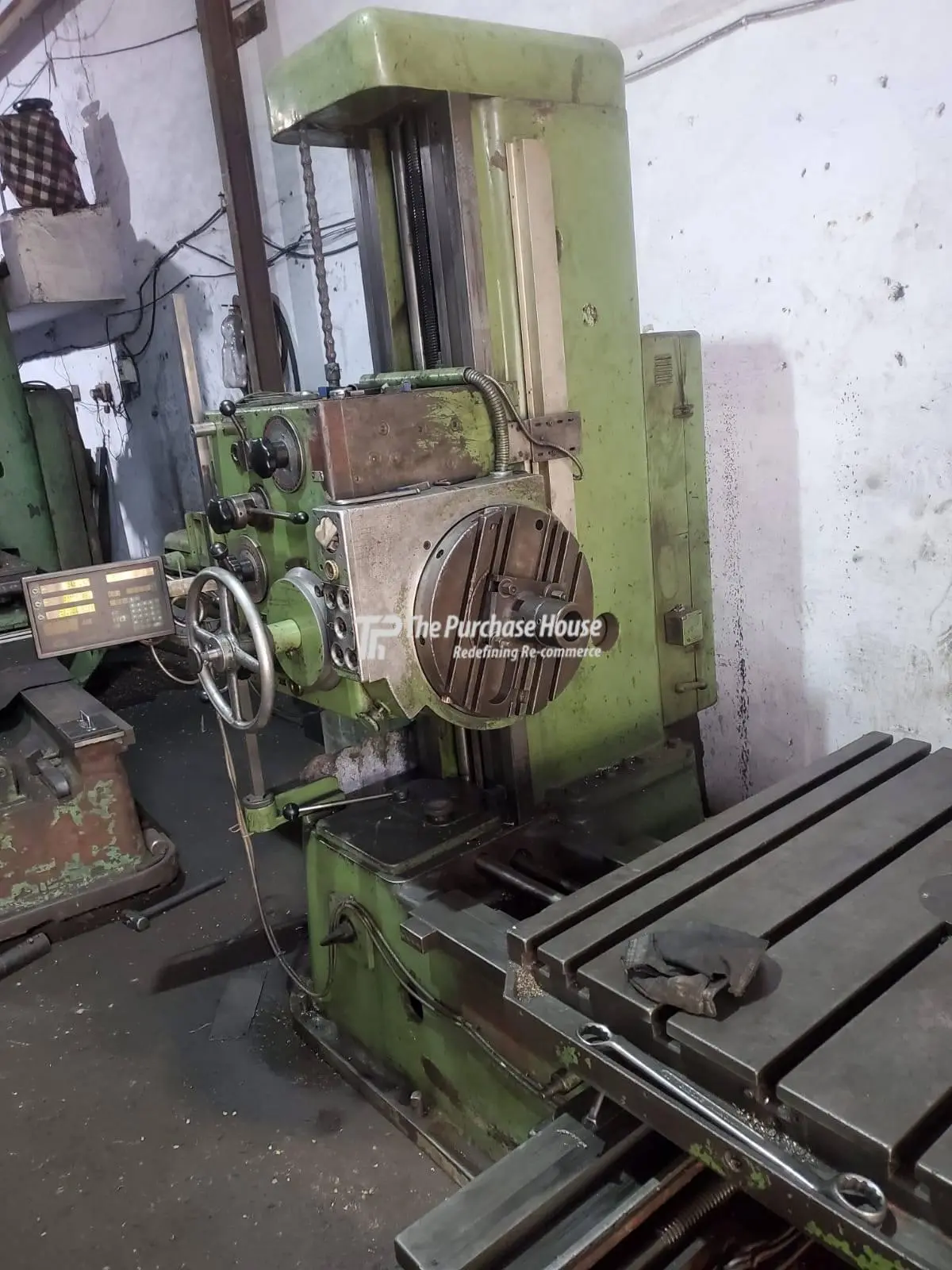 DRO HORIZONTAL BORING MACHINE