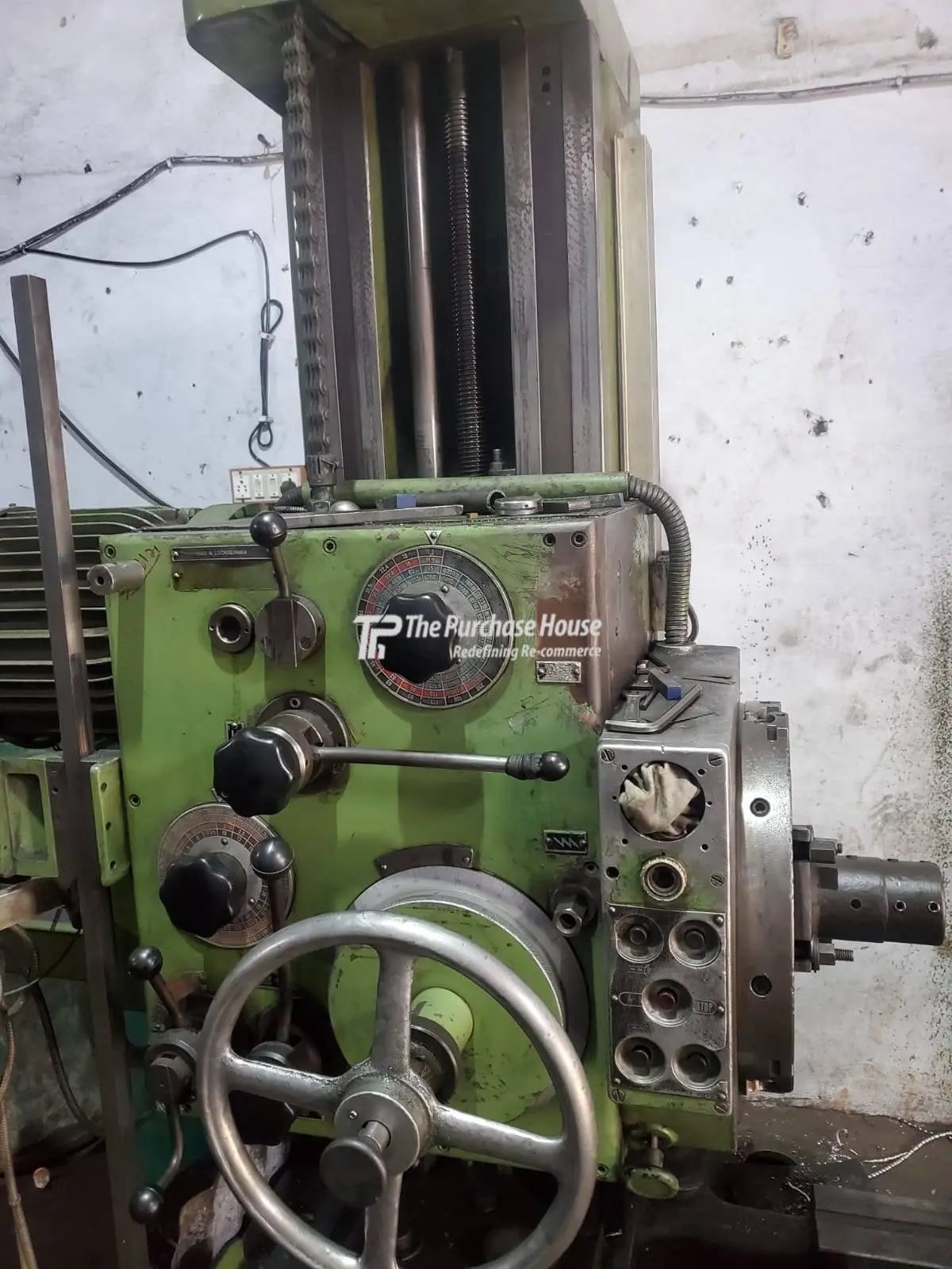 DRO HORIZONTAL BORING MACHINE