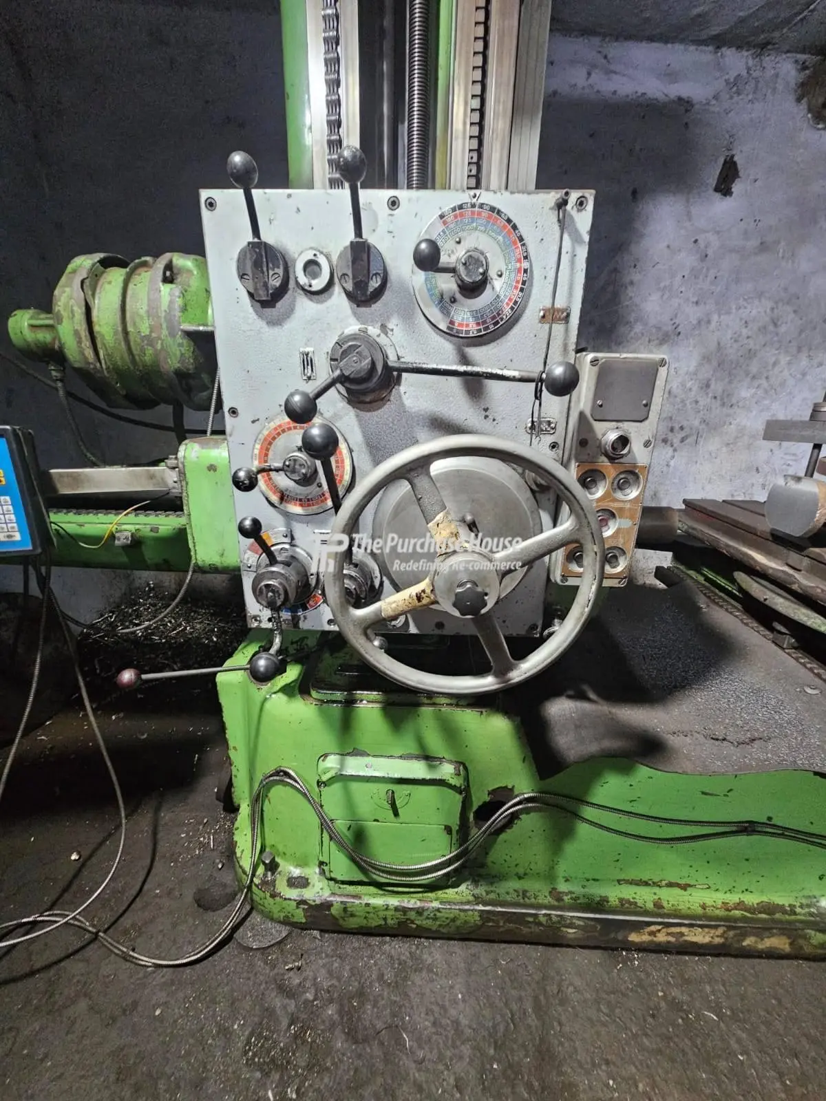 DRO HORIZONTAL BORING MACHINE