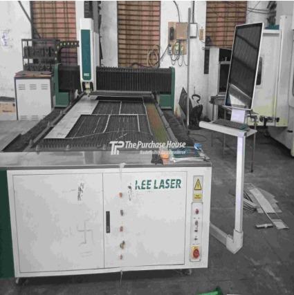 FIBER LASER CUTTING MACHINE