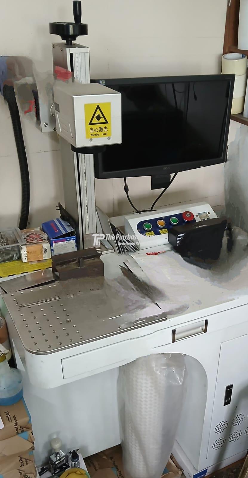 FIBER LASER MARKING MACHINE