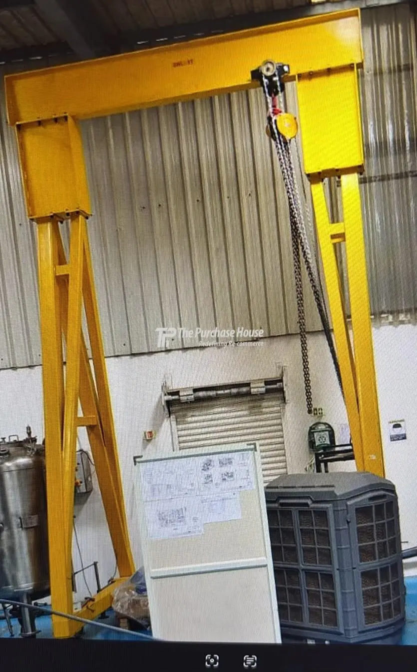 GANTRY CRANE