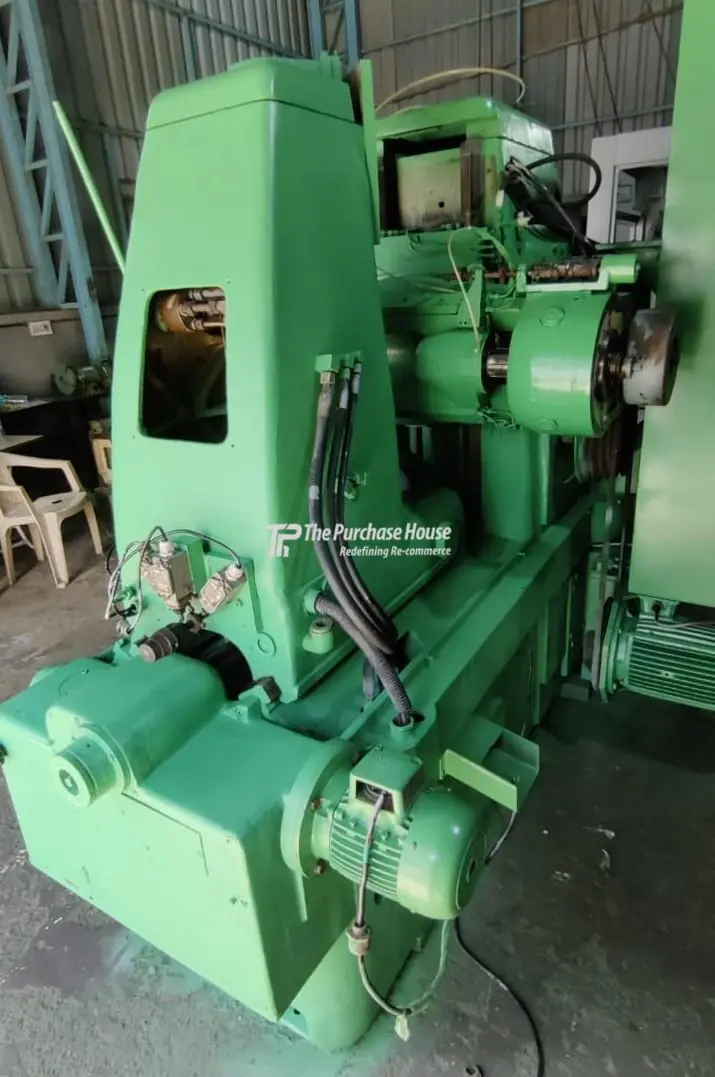 GEAR HOBBING MACHINE