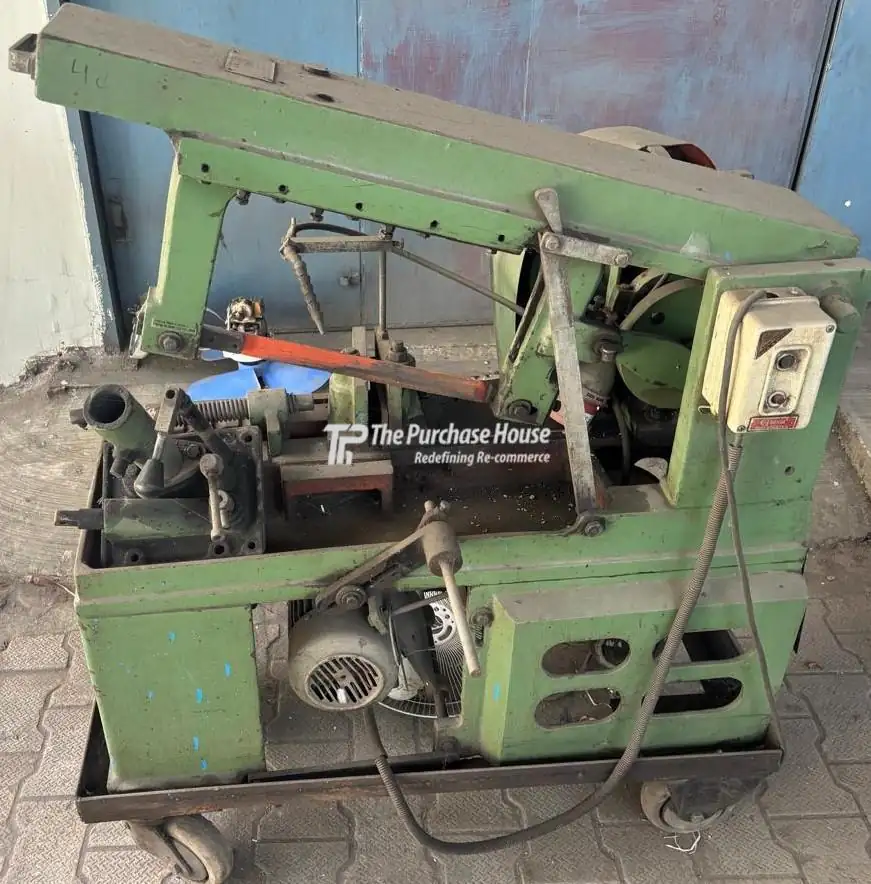 Power hacksaw machine for industrial metal cutting