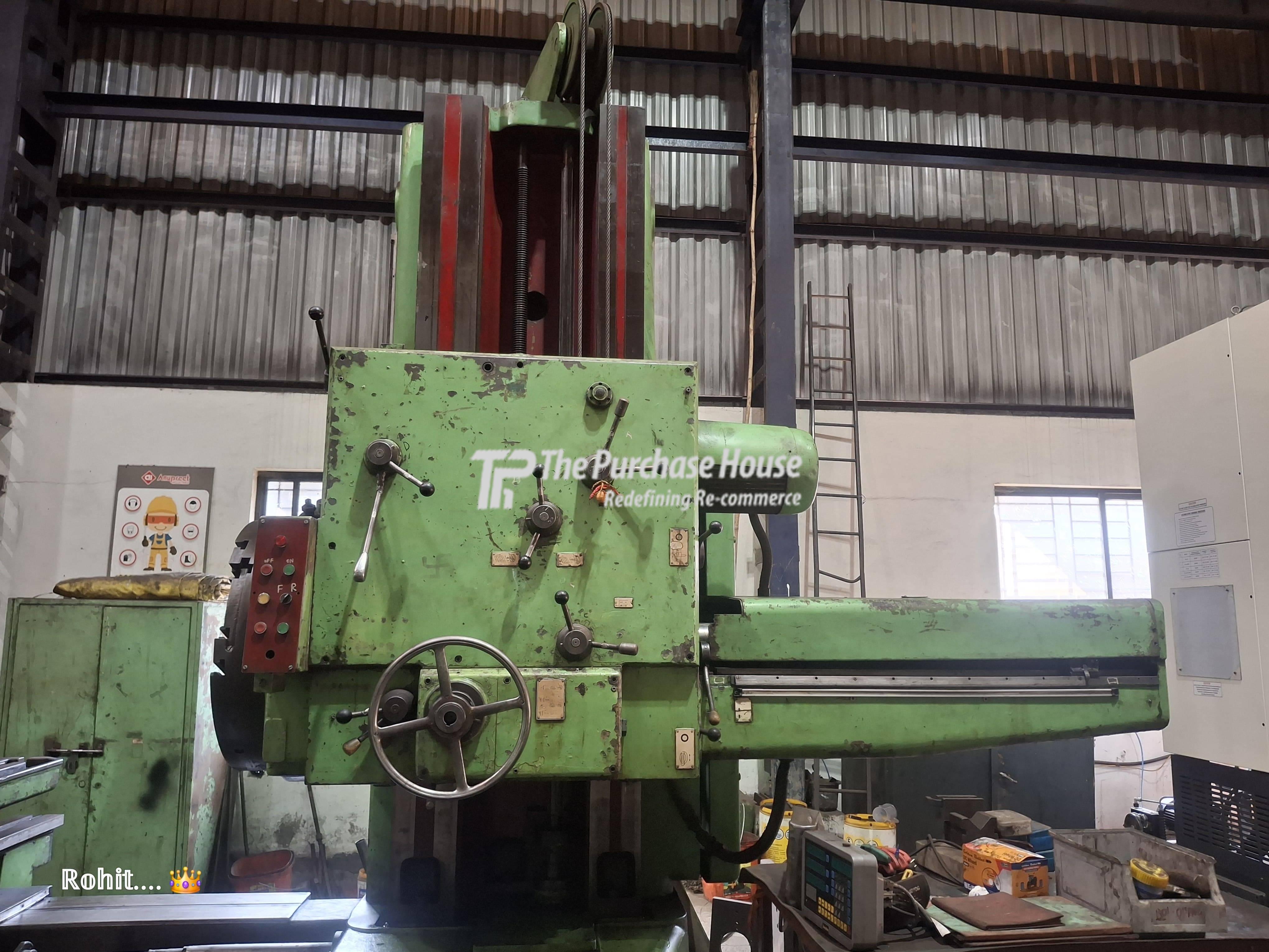 HORIZONTAL BORING MACHINE