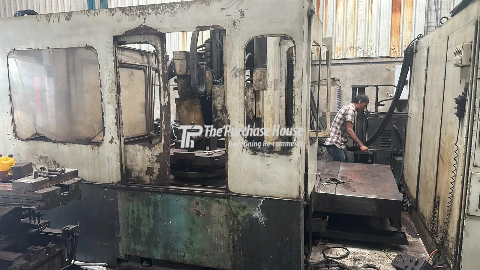 HORIZONTAL MACHINING CENTER (HMC)