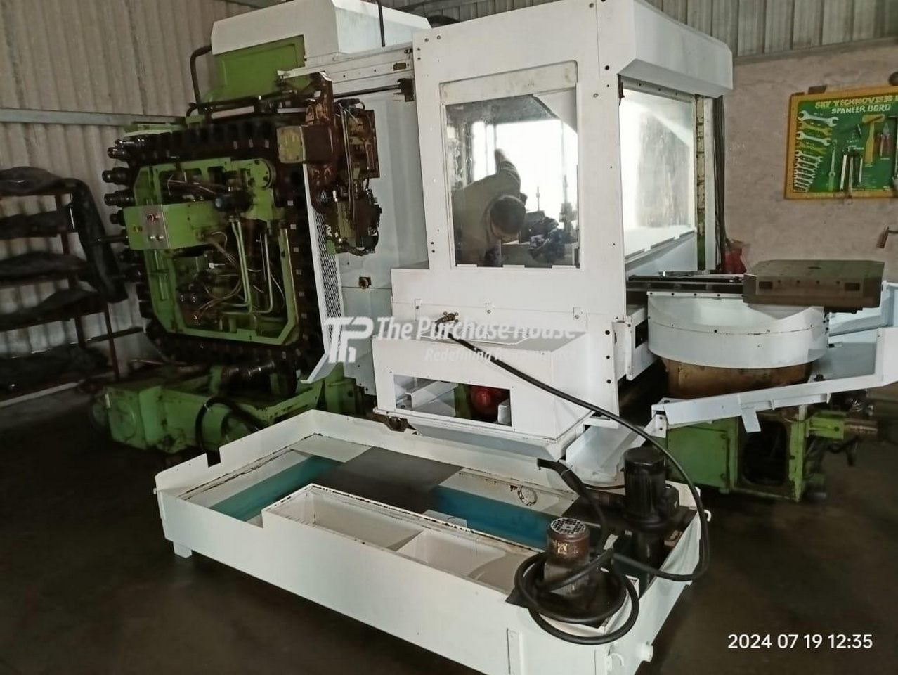 HORIZONTAL MACHINING CENTER (HMC)
