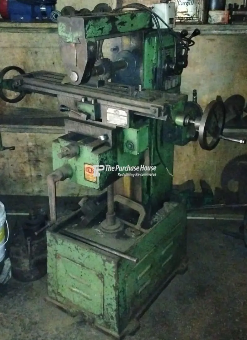 HORIZONTAL MILLING MACHINE
