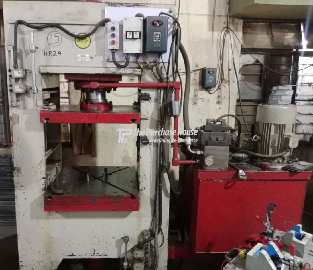 HYDRAULIC POWER PRESS MACHINE
