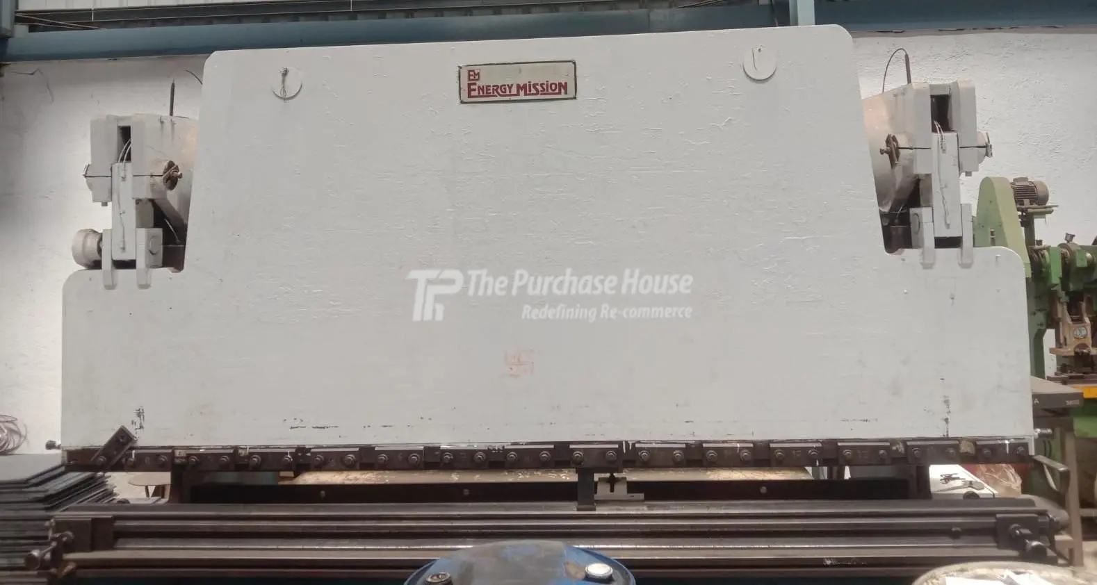 HYDRAULIC PRESS BRAKE MACHINE