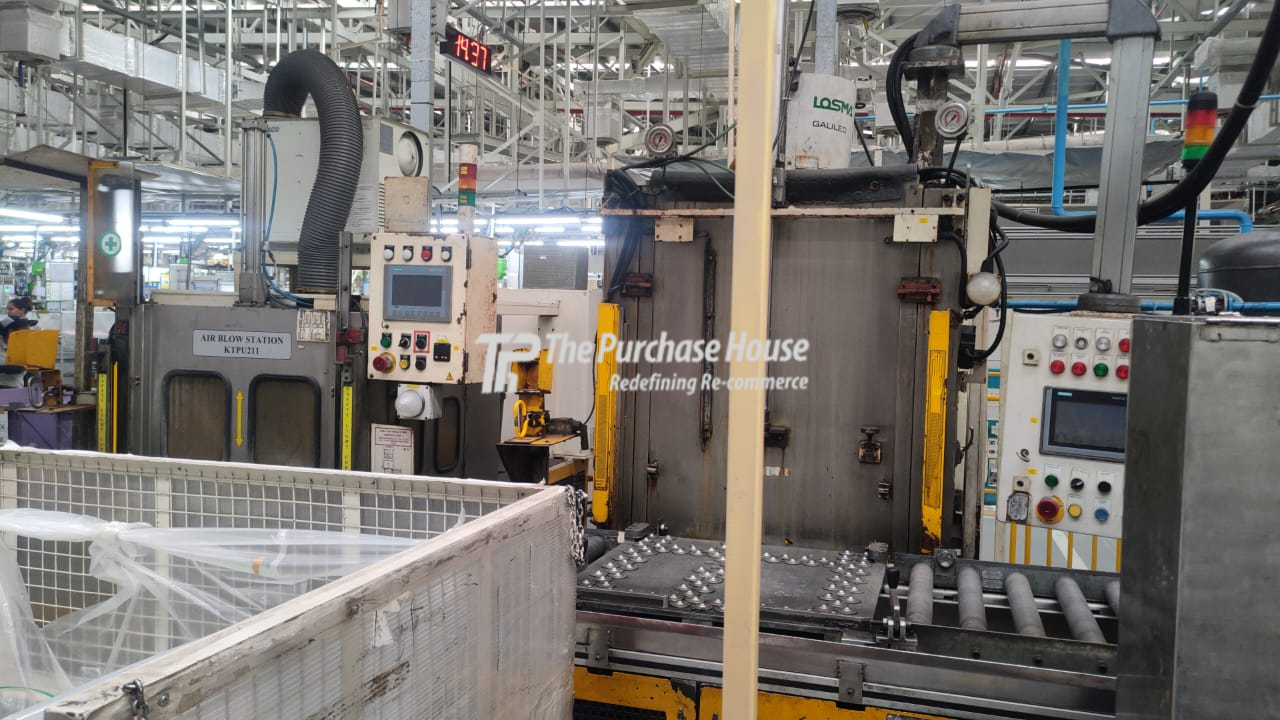 INDUSTRIAL PARTS WASHING MACHINE AND AIR BLOWING - MOISTURE REMOVER MACHINE