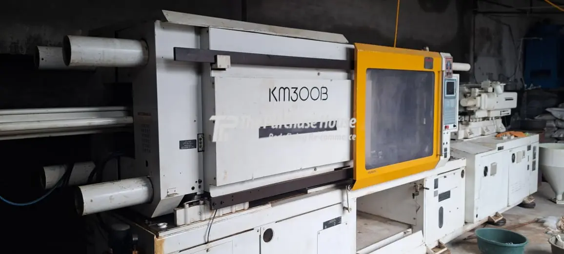 Injection Moulding Machine | High-Precision Plastic Molding