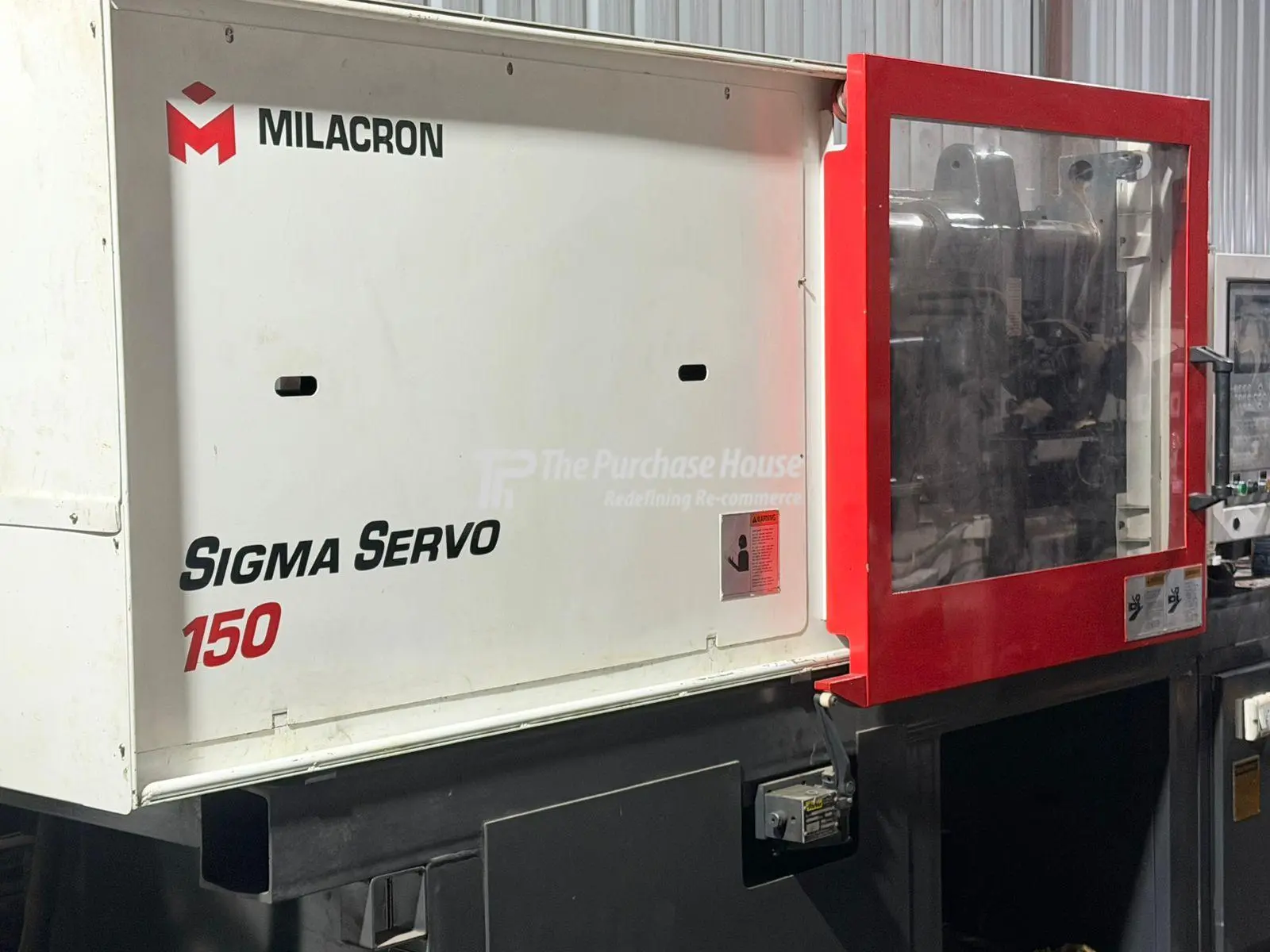 INJECTION MOULDING MACHINE