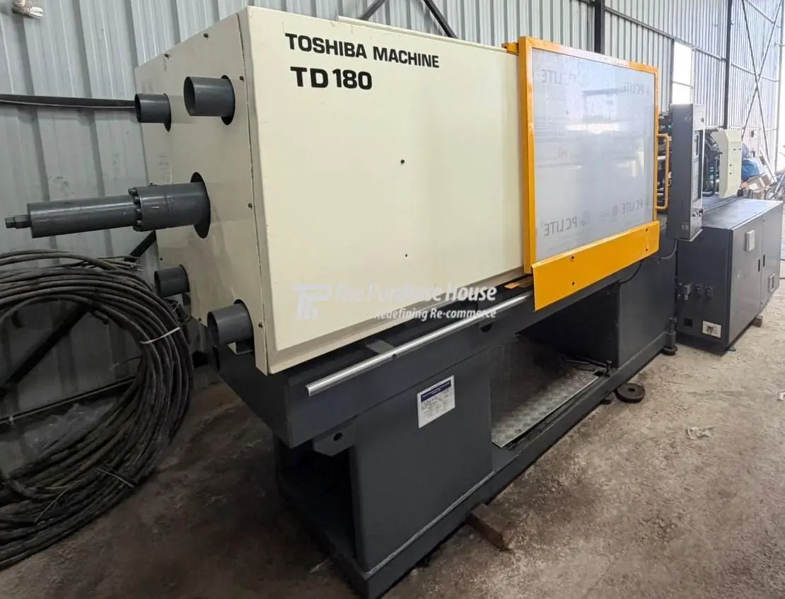 INJECTION MOULDING MACHINE