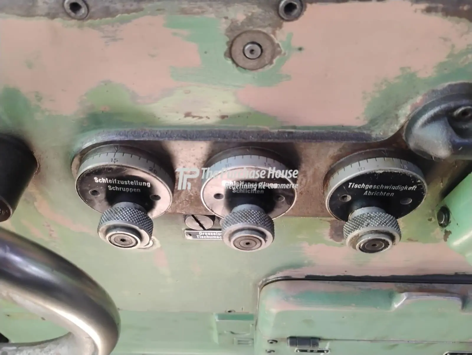 INTERNAL GRINDER MACHINE