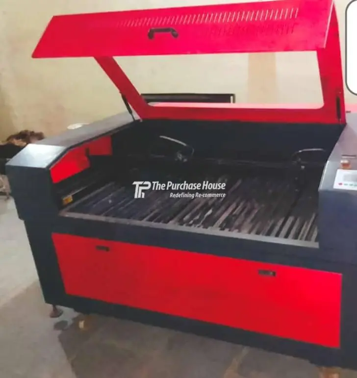 Laser Engraver Machine for Precision Engraving Work