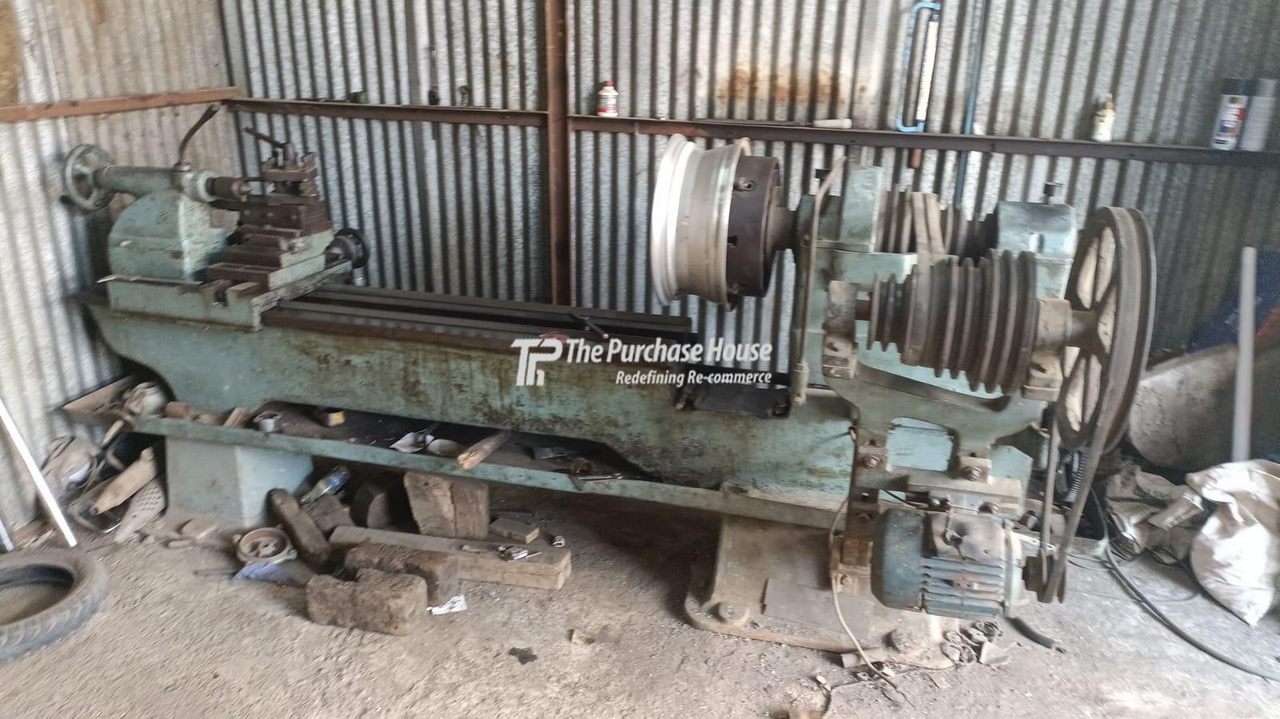LATHE MACHINE