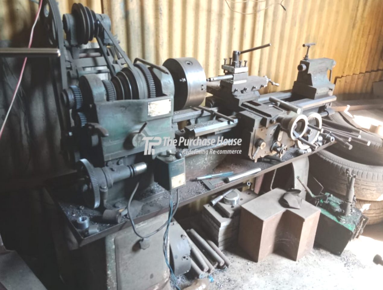 LATHE MACHINE