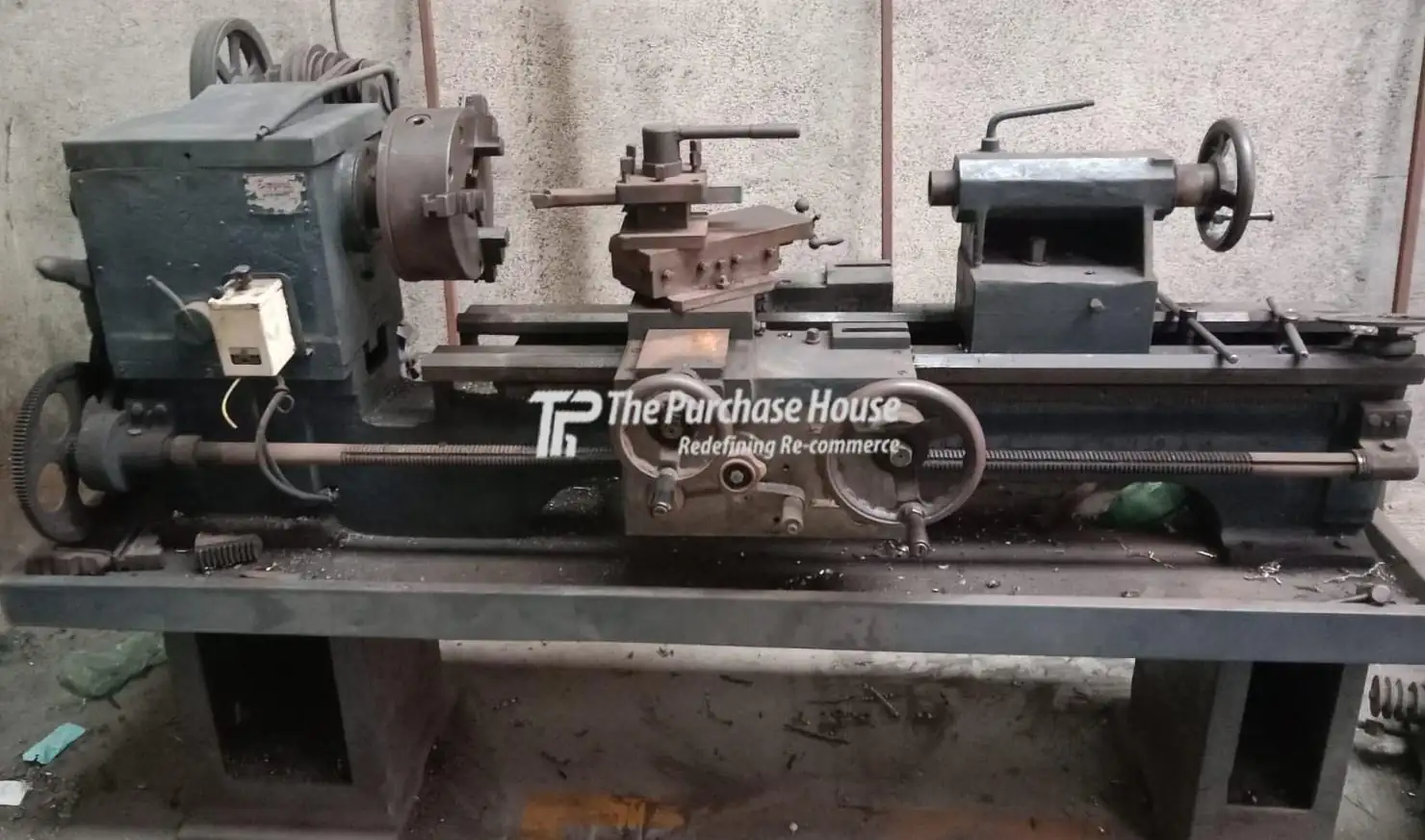 LATHE MACHINE