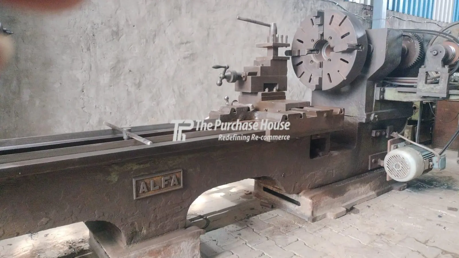 LATHE MACHINE