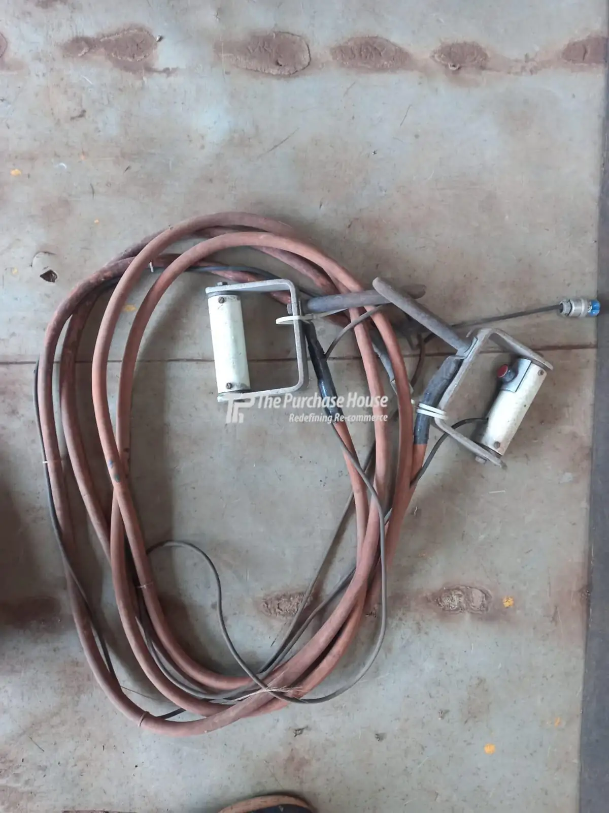 Magnetic Particles Tester for Surface Crack Detection