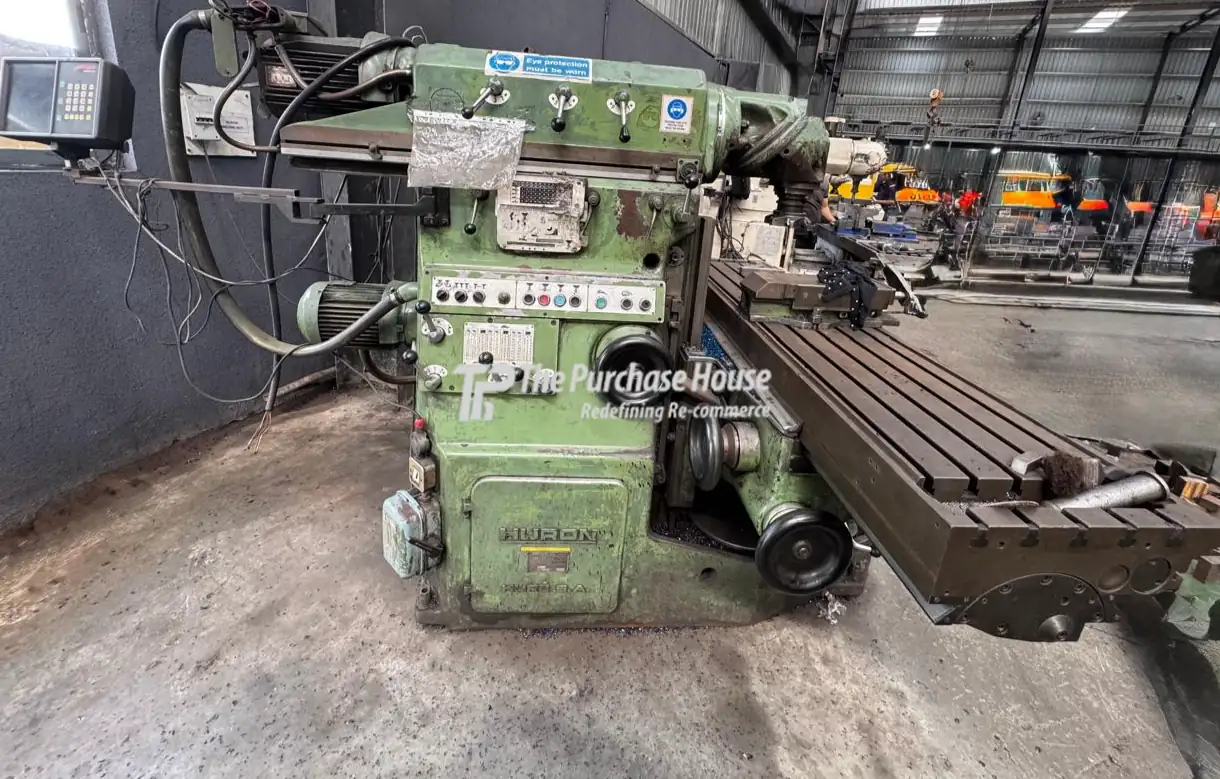 VERTICAL MILLING MACHINE