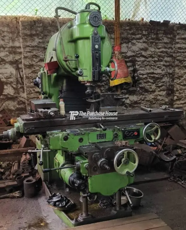 MILLING MACHINE