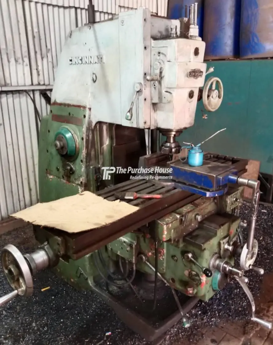 MILLING MACHINE