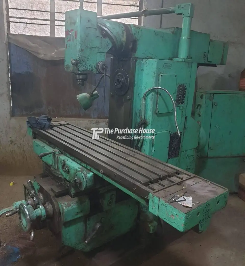 MILLING MACHINE