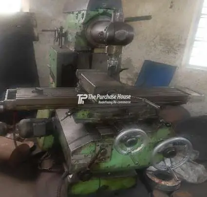 MILLING MACHINE